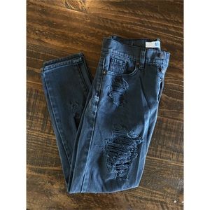 Brandy Melville Boyfriend Distressed Jeans Size 24